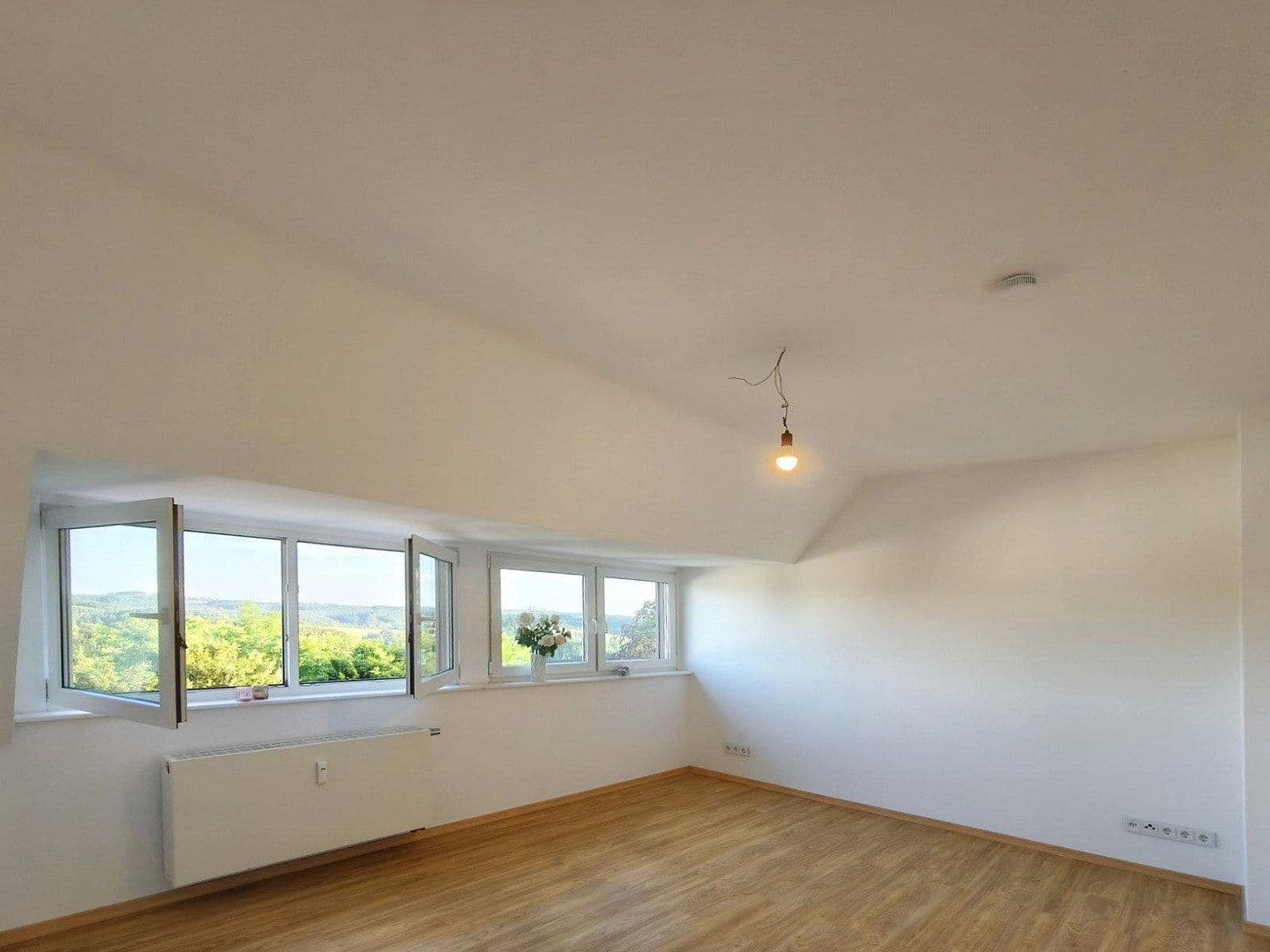 1 bedroom with open-plan kitchen flat to rent, 70 m², Parkstraße 131, Lüdenscheid, North Rhine-Westphalia 1 bedroom with open-plan kitchen flat to rent, 70 m², Parkstraße 131, Lüdenscheid, North Rhine-Westphalia