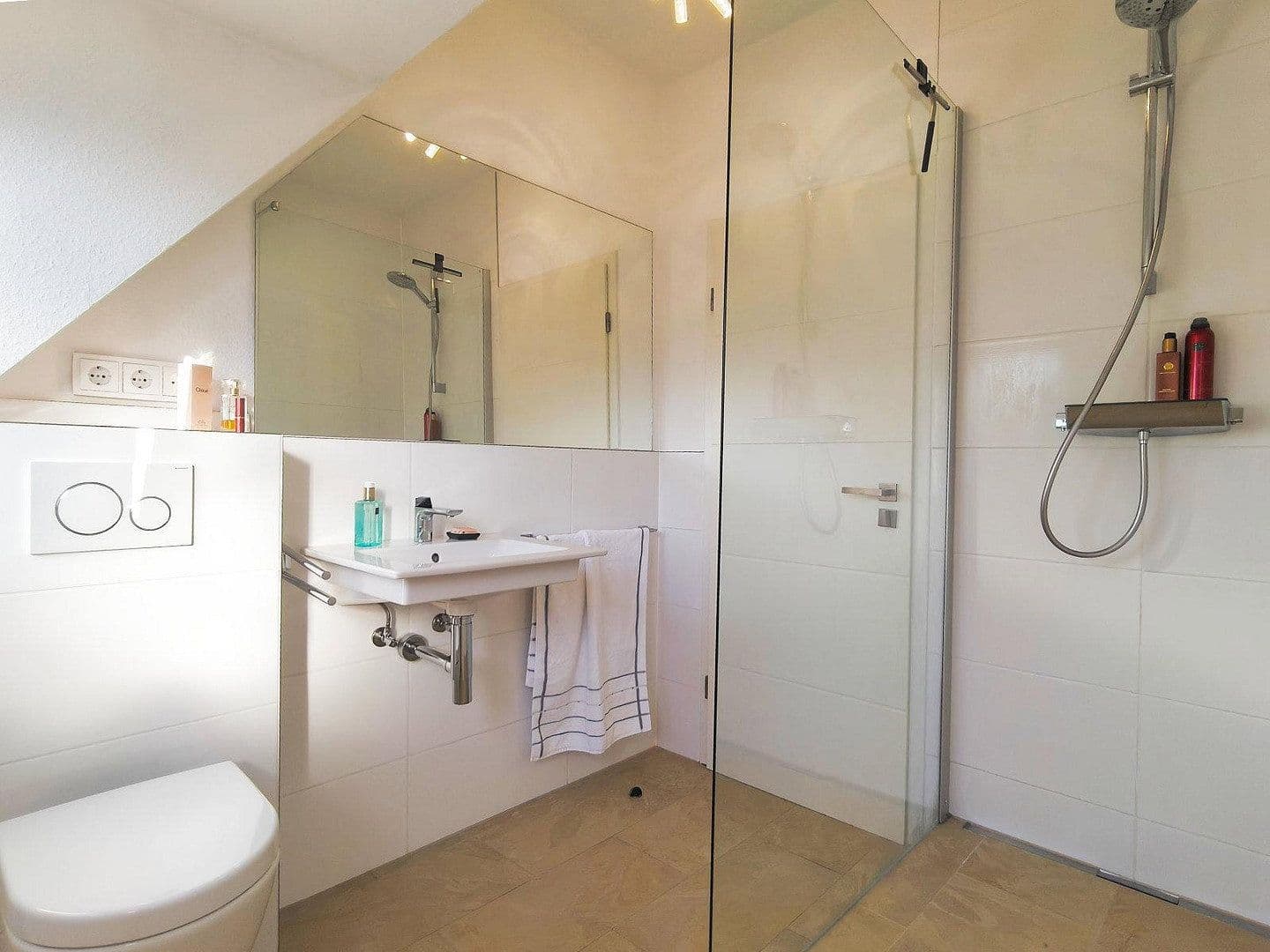 1 bedroom with open-plan kitchen flat to rent, 70 m², Parkstraße 131, Lüdenscheid, North Rhine-Westphalia 1 bedroom with open-plan kitchen flat to rent, 70 m², Parkstraße 131, Lüdenscheid, North Rhine-Westphalia