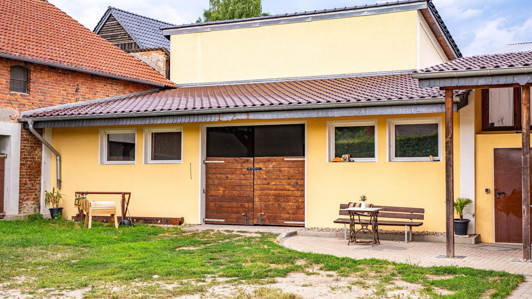 house for sale, 265 m², Ernst-Thälmann-Str. 43, Falkenberg, Brandenburg house for sale, 265 m², Ernst-Thälmann-Str. 43, Falkenberg, Brandenburg