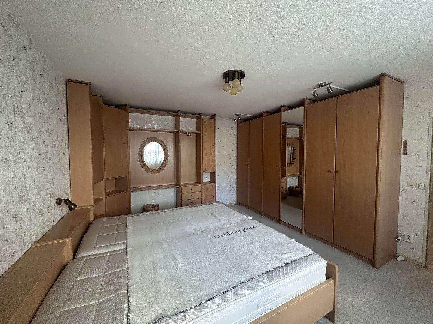 2 bedroom with open-plan kitchen flat for sale, 105 m², Vöhringen, Bavaria 2 bedroom with open-plan kitchen flat for sale, 105 m², Vöhringen, Bavaria