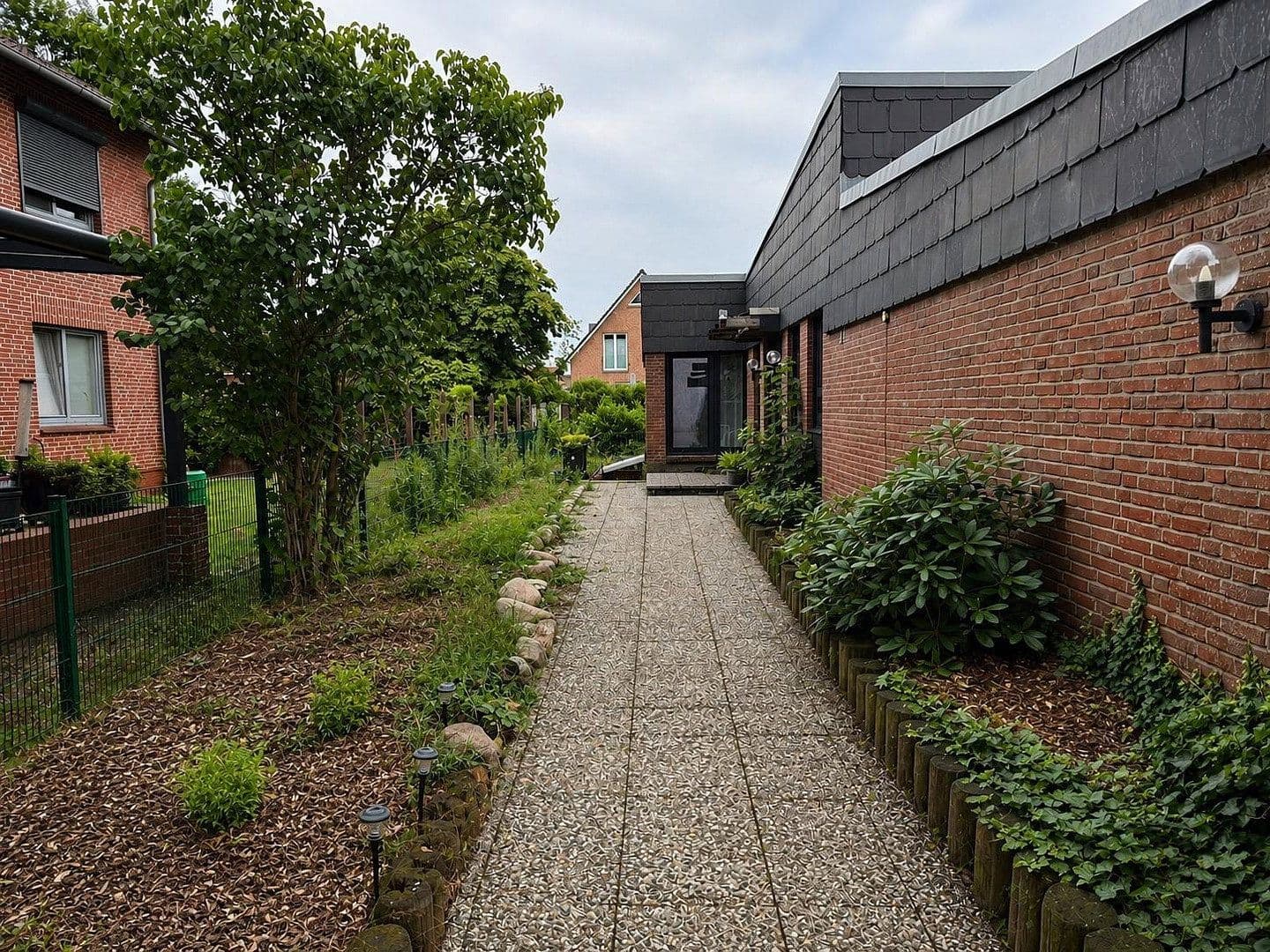 house for sale, 180 m², Neu Wulmstorf, Lower Saxony house for sale, 180 m², Neu Wulmstorf, Lower Saxony