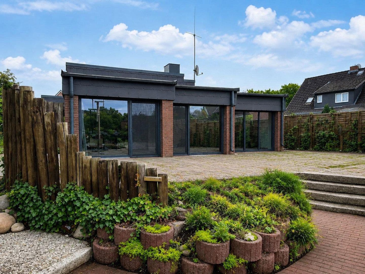house for sale, 180 m², Neu Wulmstorf, Lower Saxony house for sale, 180 m², Neu Wulmstorf, Lower Saxony