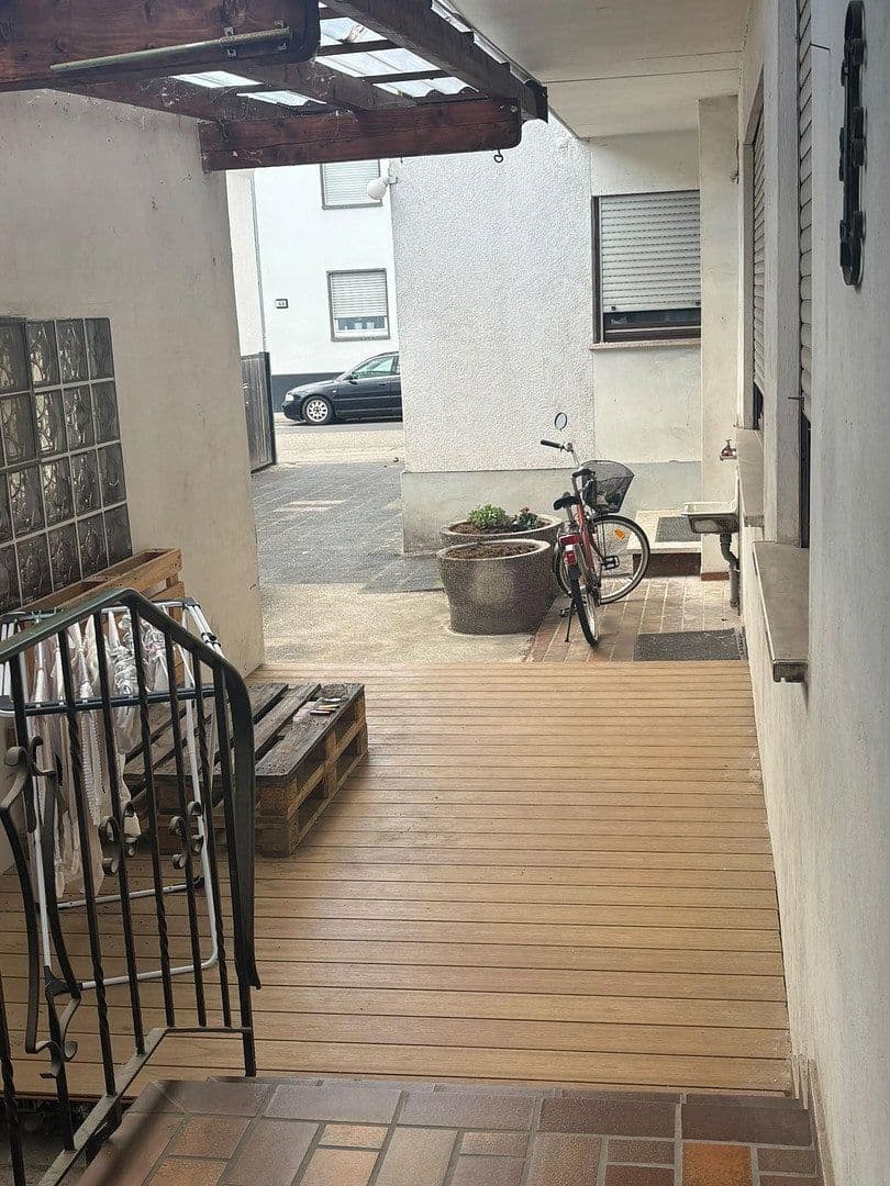 2 bedroom flat to rent, 75 m², Kuhardt, Rhineland-Palatinate 2 bedroom flat to rent, 75 m², Kuhardt, Rhineland-Palatinate