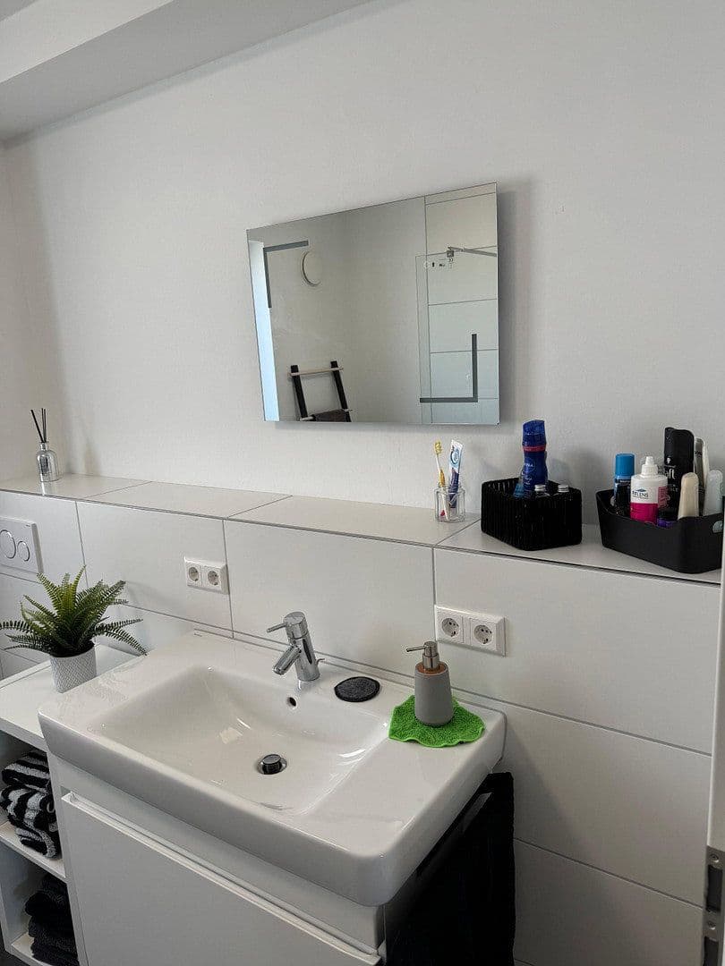 1 bedroom with open-plan kitchen flat to rent, 67 m², Bad Schönborn, Baden-Württemberg 1 bedroom with open-plan kitchen flat to rent, 67 m², Bad Schönborn, Baden-Württemberg