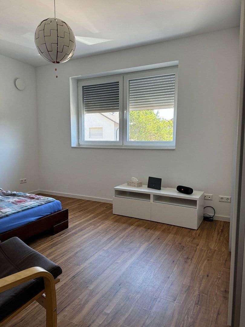 1 bedroom with open-plan kitchen flat to rent, 67 m², Bad Schönborn, Baden-Württemberg 1 bedroom with open-plan kitchen flat to rent, 67 m², Bad Schönborn, Baden-Württemberg