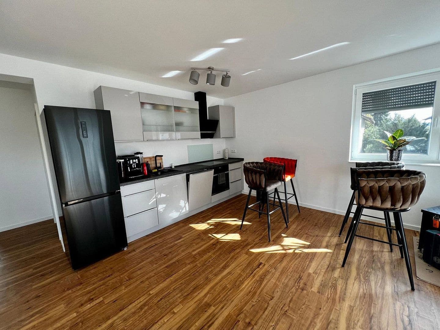 1 bedroom with open-plan kitchen flat to rent, 67 m², Bad Schönborn, Baden-Württemberg 1 bedroom with open-plan kitchen flat to rent, 67 m², Bad Schönborn, Baden-Württemberg