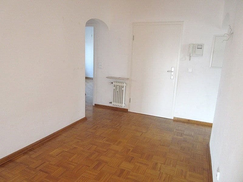 3 bedroom with open-plan kitchen flat to rent, 135 m², Frankfurt, Hesse 3 bedroom with open-plan kitchen flat to rent, 135 m², Frankfurt, Hesse