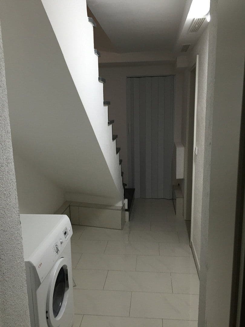 4 bedroom flat to rent, 100 m², Frankfurt am Main, Hesse 4 bedroom flat to rent, 100 m², Frankfurt am Main, Hesse