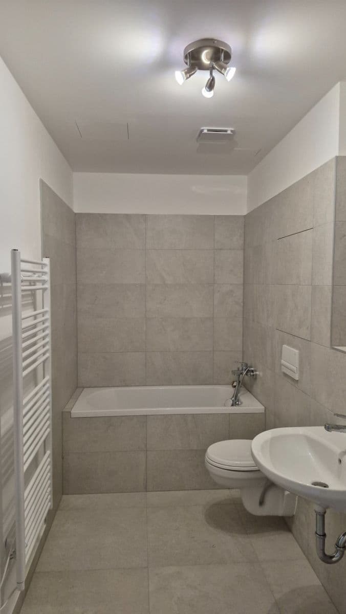 Studio flat to rent, 36 m², Auerswaldova, Brno, Jihomoravský Region Studio flat to rent, 36 m², Auerswaldova, Brno, Jihomoravský Region