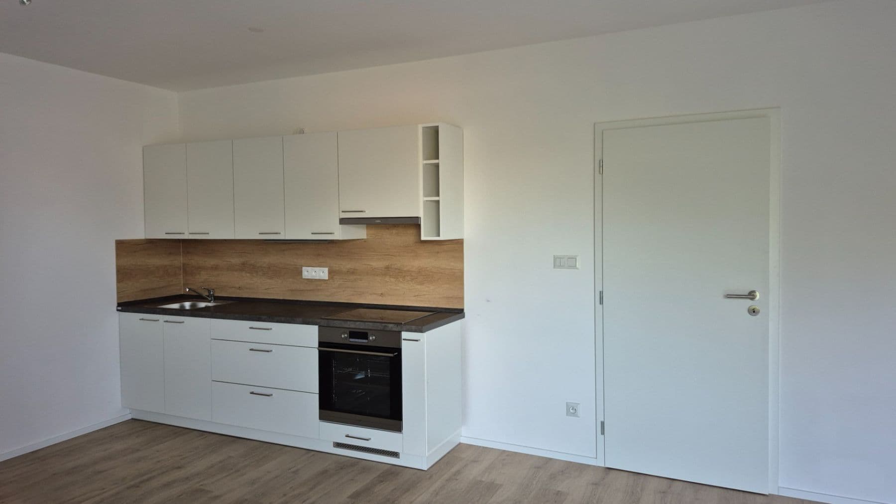 Studio flat to rent, 36 m², Auerswaldova, Brno, Jihomoravský Region Studio flat to rent, 36 m², Auerswaldova, Brno, Jihomoravský Region