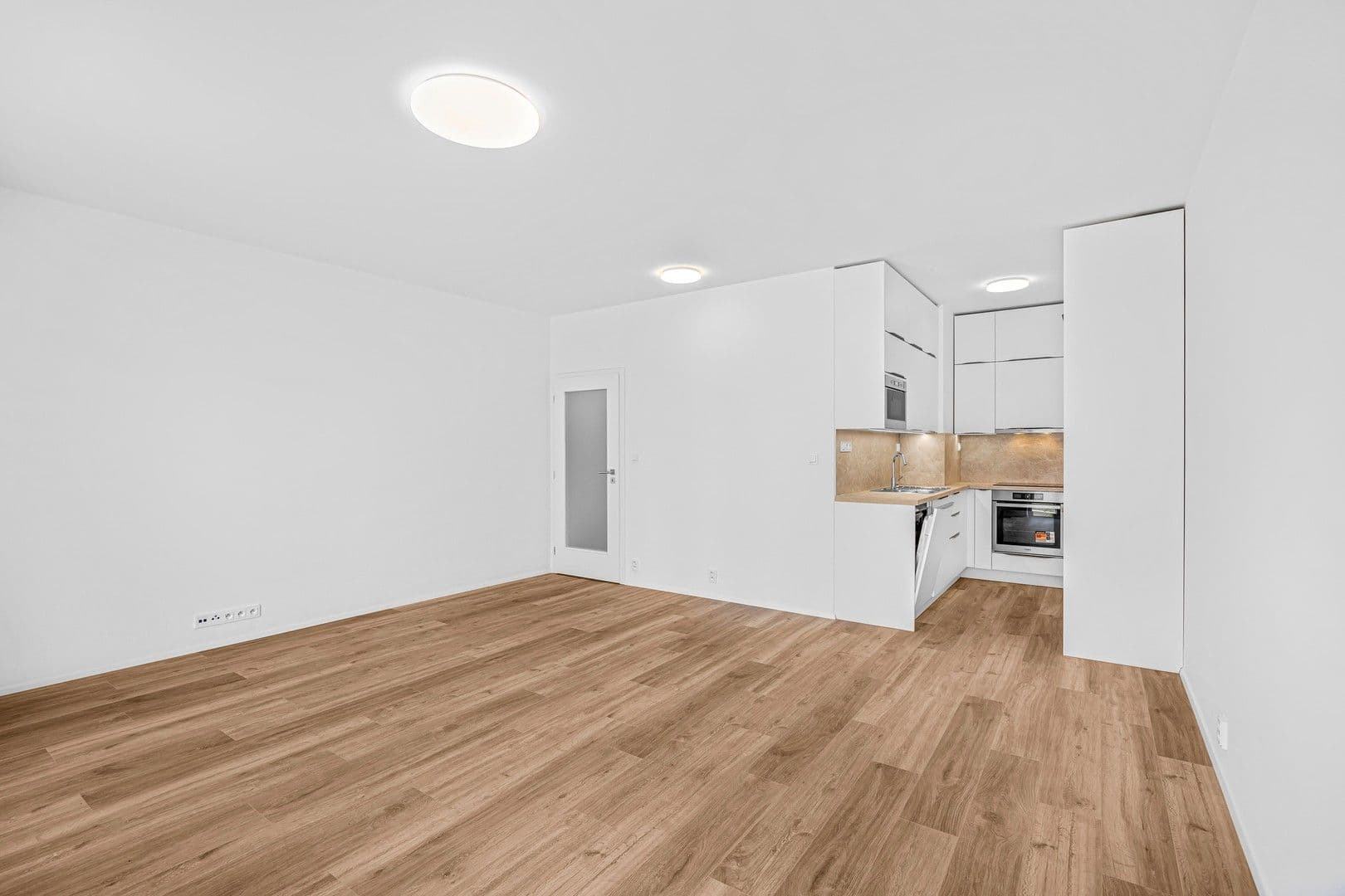 1 bedroom with open-plan kitchen flat to rent, 59 m², Josefa Truhláře, Brandýs nad Labem-Stará Boleslav, Středočeský Region 1 bedroom with open-plan kitchen flat to rent, 59 m², Josefa Truhláře, Brandýs nad Labem-Stará Boleslav, Středočeský Region