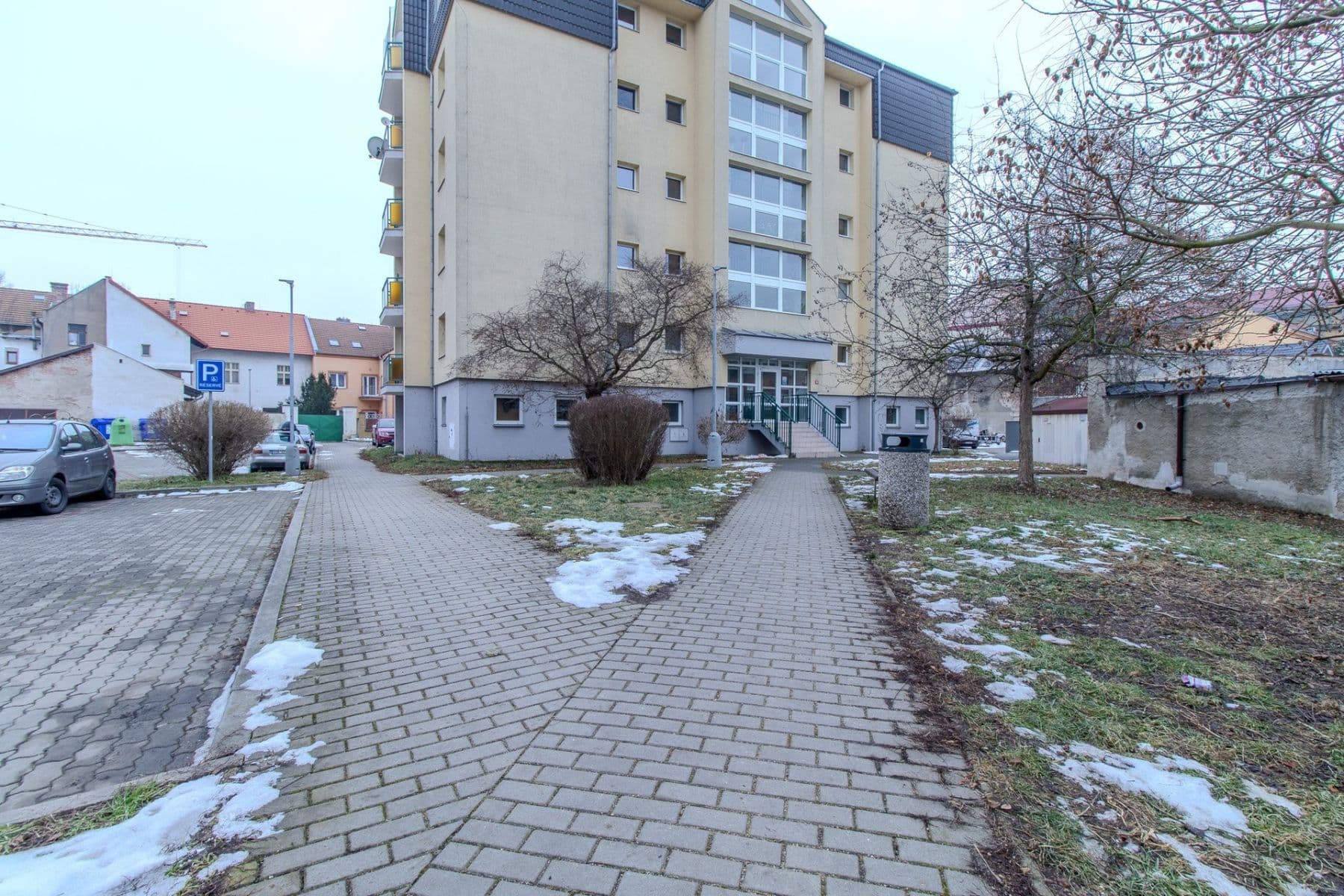 2 bedroom flat to rent, 70 m², Na Hrádku, Kralupy nad Vltavou, Středočeský Region 2 bedroom flat to rent, 70 m², Na Hrádku, Kralupy nad Vltavou, Středočeský Region