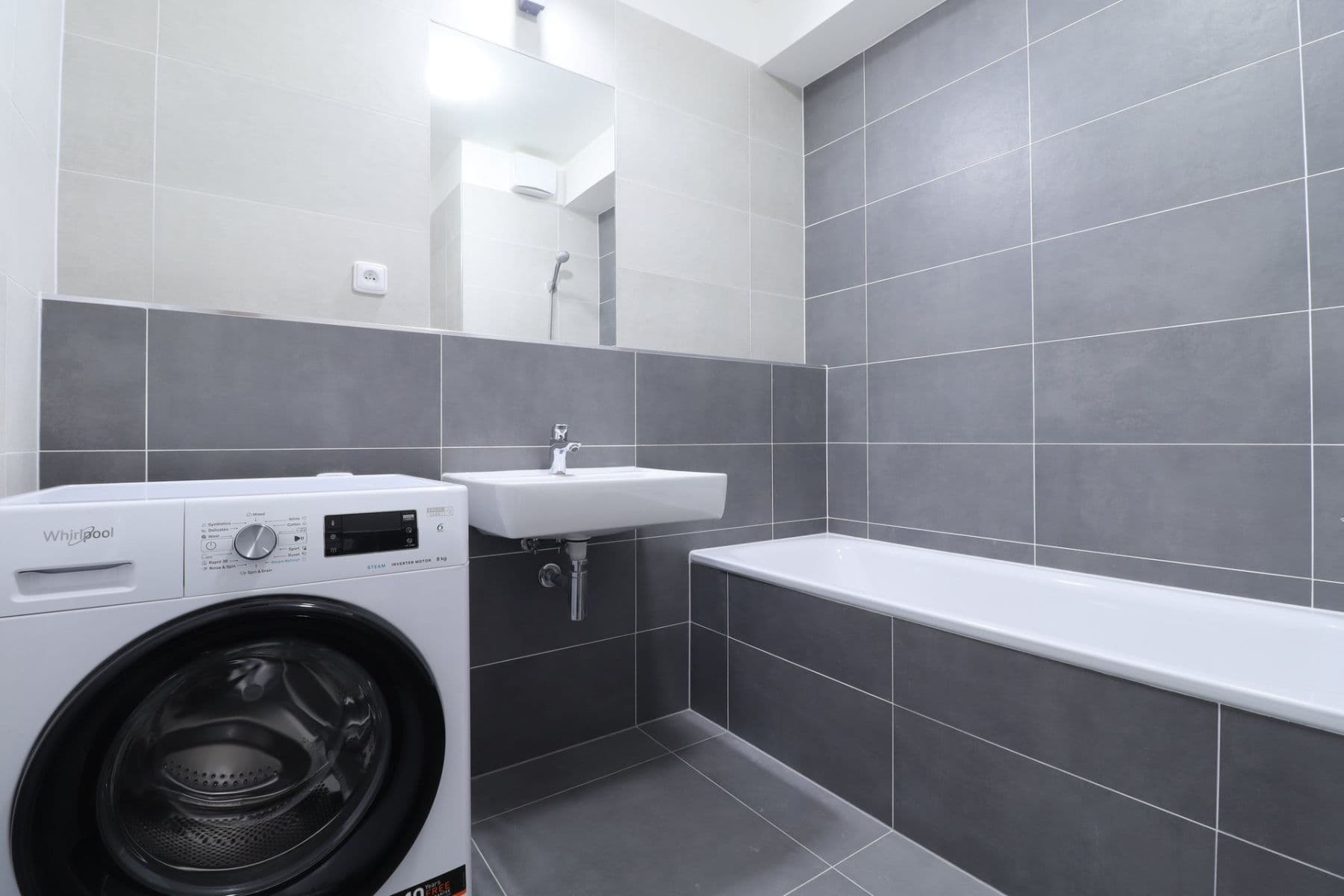 Studio flat to rent, 53 m², náměstí Olgy Scheinpflugové, Prague, Prague Studio flat to rent, 53 m², náměstí Olgy Scheinpflugové, Prague, Prague
