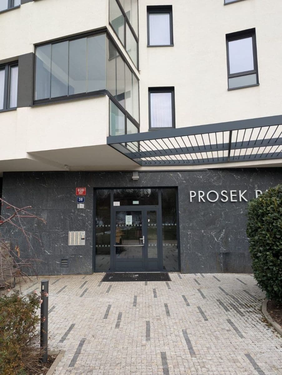 1 bedroom with open-plan kitchen flat to rent, 54 m², Lovosická, Prague, Prague 1 bedroom with open-plan kitchen flat to rent, 54 m², Lovosická, Prague, Prague