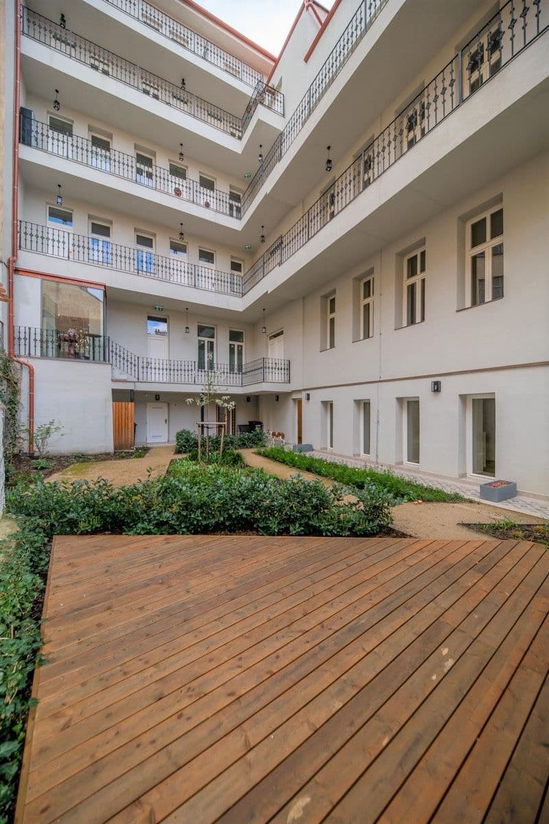 Studio flat to rent, 35 m², Lumírova, Prague, Prague Studio flat to rent, 35 m², Lumírova, Prague, Prague