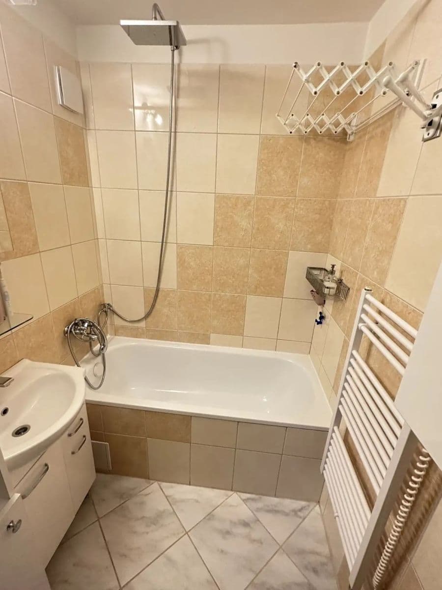 3 bedroom flat to rent, 59 m², Vlnařská, Liberec, Liberecký Region 3 bedroom flat to rent, 59 m², Vlnařská, Liberec, Liberecký Region