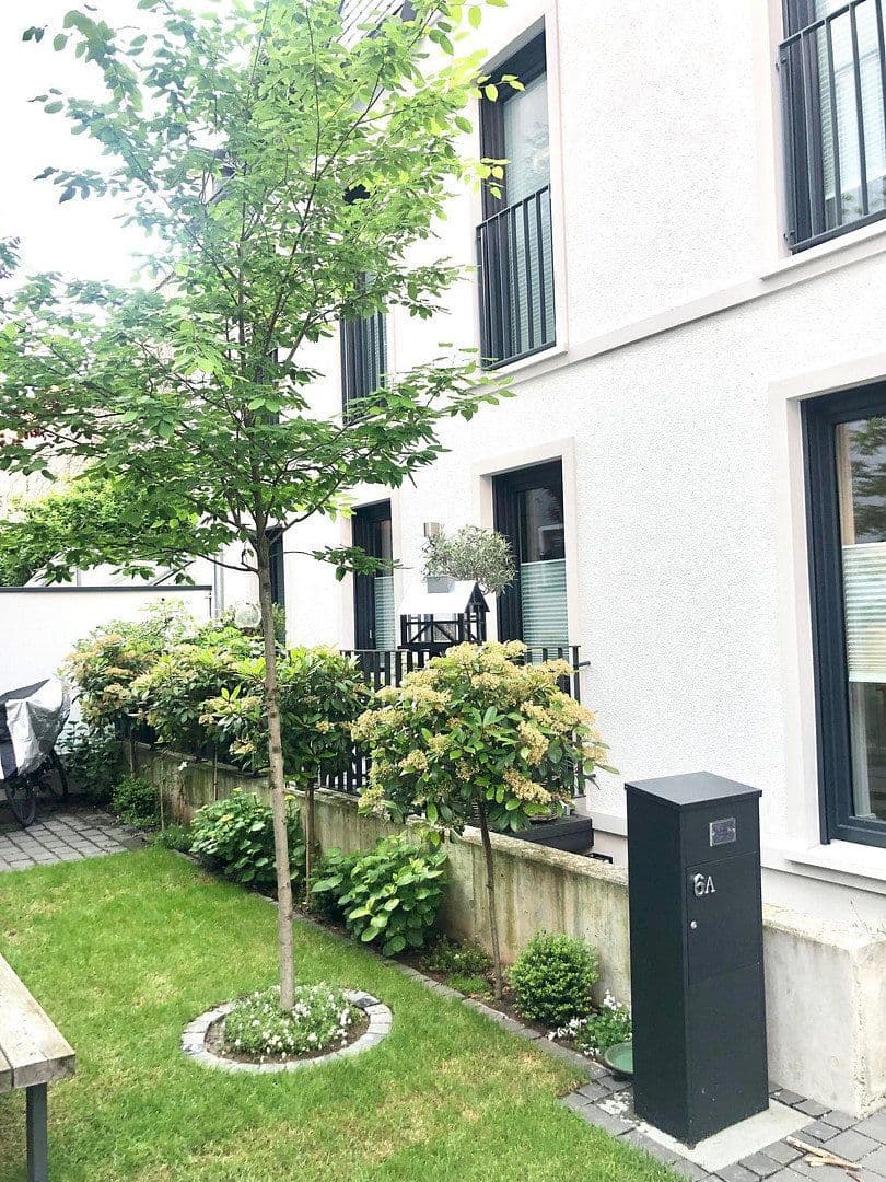 4 bedroom with open-plan kitchen flat for sale, 104 m², Frankfurt am Main, Hesse 4 bedroom with open-plan kitchen flat for sale, 104 m², Frankfurt am Main, Hesse