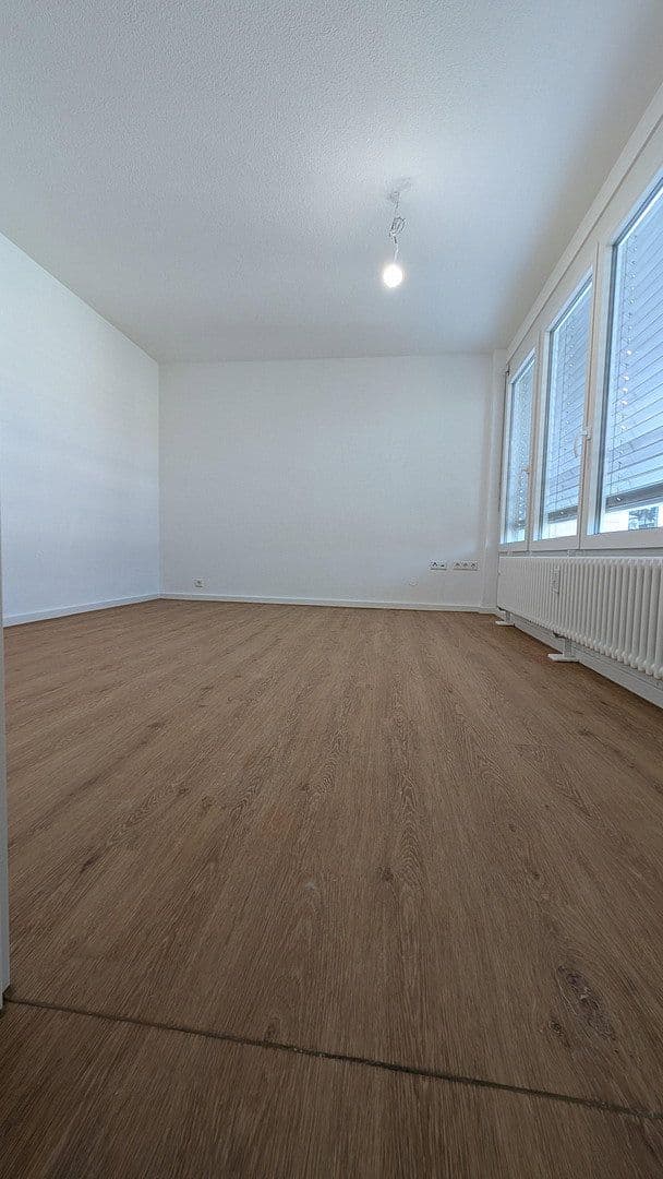 4 bedroom flat to rent, 90 m², kaiserstraße, Reutlingen, Baden-Württemberg 4 bedroom flat to rent, 90 m², kaiserstraße, Reutlingen, Baden-Württemberg