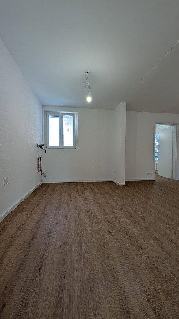 4 bedroom flat to rent, 90 m², kaiserstraße, Reutlingen, Baden-Württemberg 4 bedroom flat to rent, 90 m², kaiserstraße, Reutlingen, Baden-Württemberg
