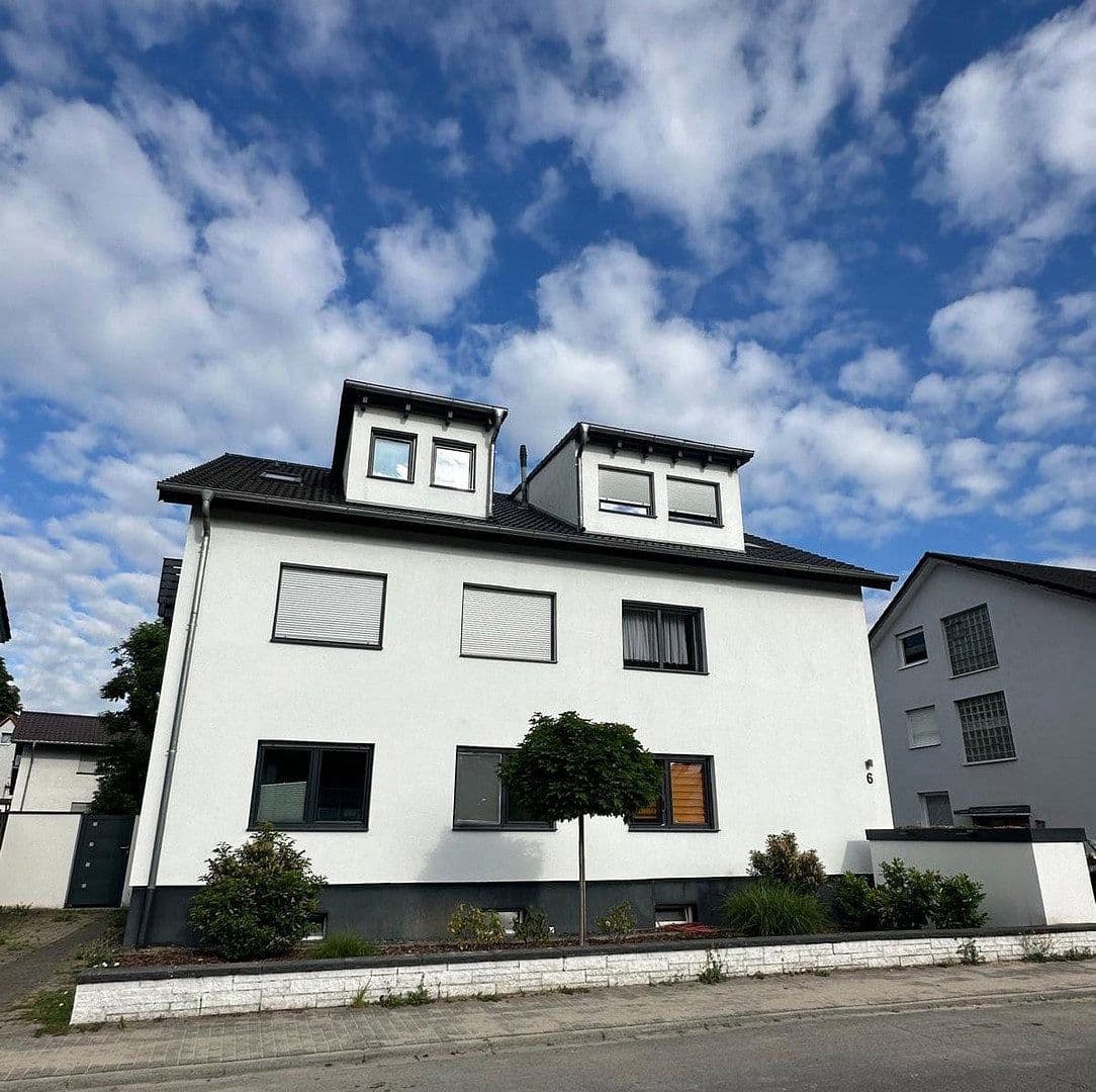 2 bedroom with open-plan kitchen flat to rent, 90 m², Wendelinusstraße 6, Sandhausen, Baden-Württemberg 2 bedroom with open-plan kitchen flat to rent, 90 m², Wendelinusstraße 6, Sandhausen, Baden-Württemberg
