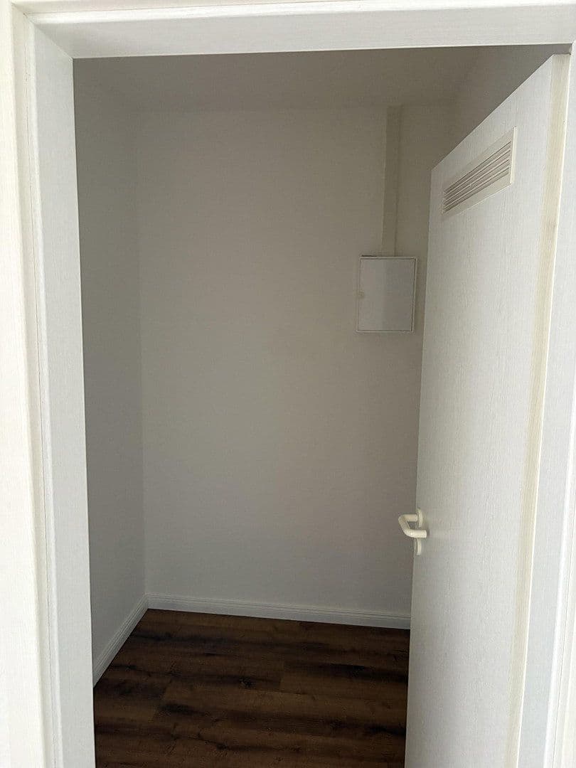 1 bedroom with open-plan kitchen flat to rent, 60 m², Bertha von Suttner Str.10, Lüneburg, Lower Saxony 1 bedroom with open-plan kitchen flat to rent, 60 m², Bertha von Suttner Str.10, Lüneburg, Lower Saxony