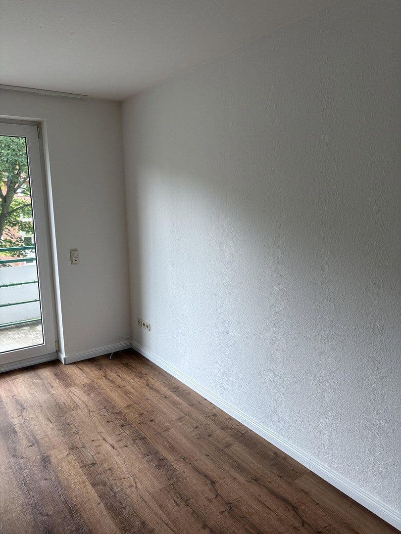 1 bedroom with open-plan kitchen flat to rent, 60 m², Bertha von Suttner Str.10, Lüneburg, Lower Saxony 1 bedroom with open-plan kitchen flat to rent, 60 m², Bertha von Suttner Str.10, Lüneburg, Lower Saxony