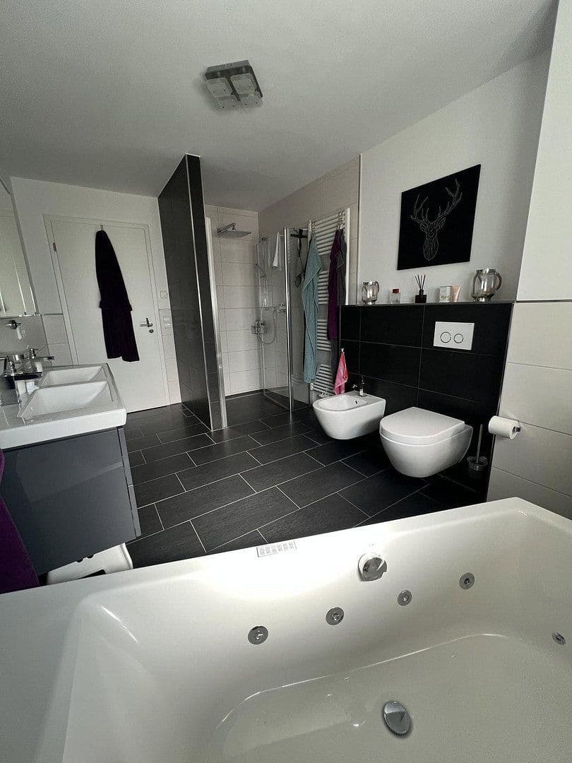 2 bedroom with open-plan kitchen flat for sale, 126 m², Bielefeld-Brake, North Rhine-Westphalia 2 bedroom with open-plan kitchen flat for sale, 126 m², Bielefeld-Brake, North Rhine-Westphalia