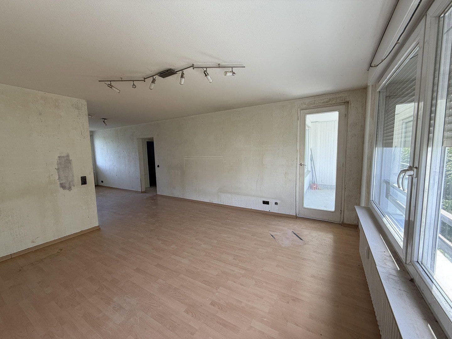 2 bedroom with open-plan kitchen flat for sale, 91 m², Waldallee 29, Eppstein, Hesse 2 bedroom with open-plan kitchen flat for sale, 91 m², Waldallee 29, Eppstein, Hesse