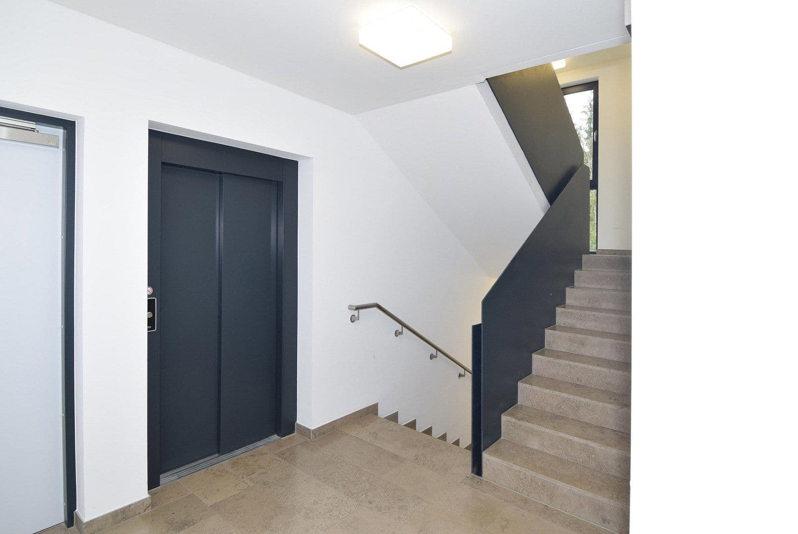 office to rent, 219 m², Lise-Meitner-Str. 7, Krailling, Bavaria office to rent, 219 m², Lise-Meitner-Str. 7, Krailling, Bavaria