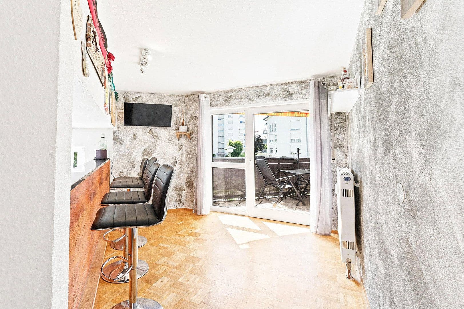 2 bedroom with open-plan kitchen flat to rent, 109 m², Leonberg, Baden-Württemberg 2 bedroom with open-plan kitchen flat to rent, 109 m², Leonberg, Baden-Württemberg