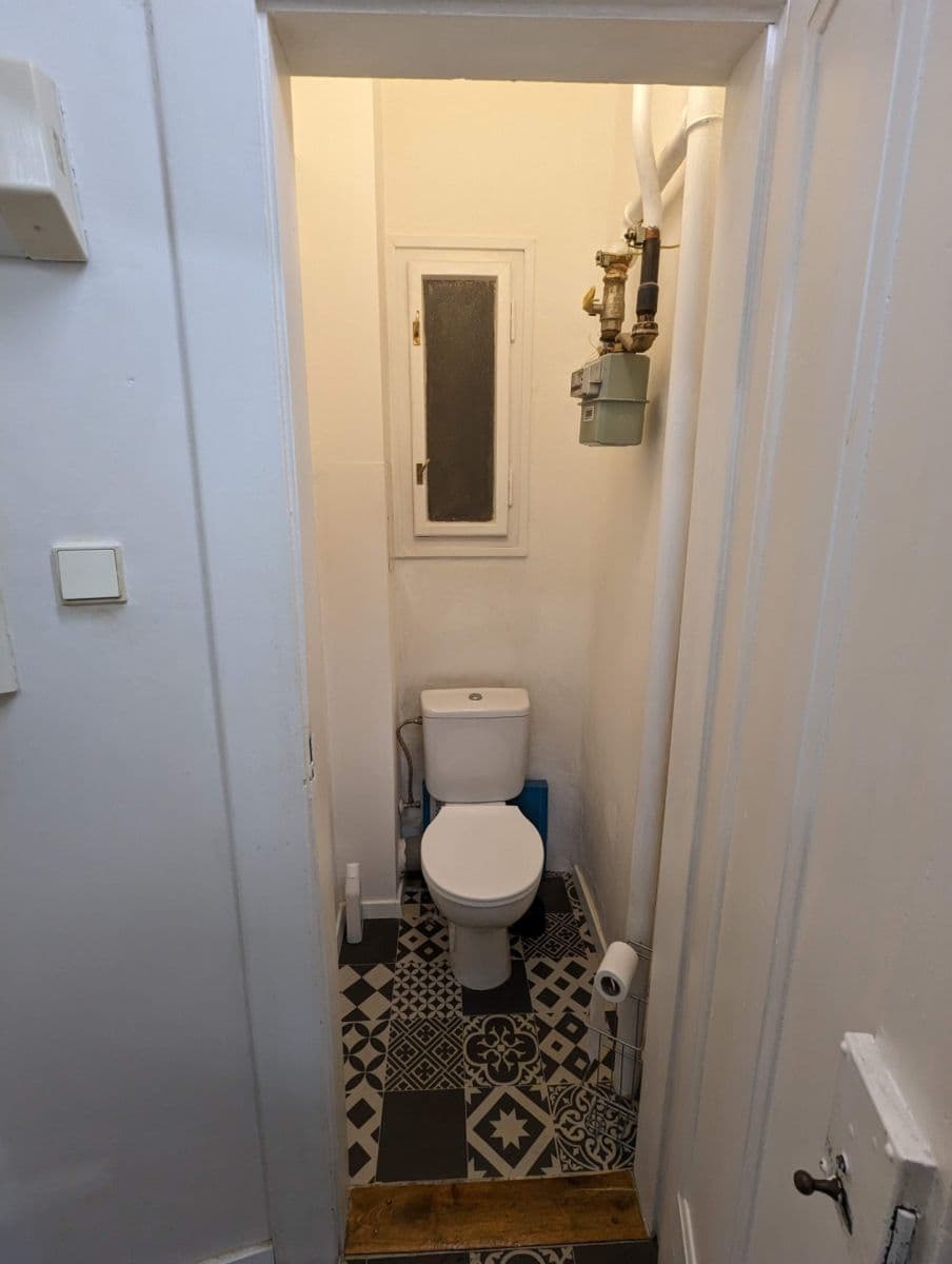 1 bedroom with open-plan kitchen flat to rent, 56 m², Pernerova, Prague, Prague 1 bedroom with open-plan kitchen flat to rent, 56 m², Pernerova, Prague, Prague