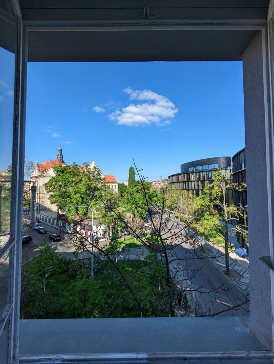 1 bedroom with open-plan kitchen flat to rent, 56 m², Pernerova, Prague, Prague 1 bedroom with open-plan kitchen flat to rent, 56 m², Pernerova, Prague, Prague