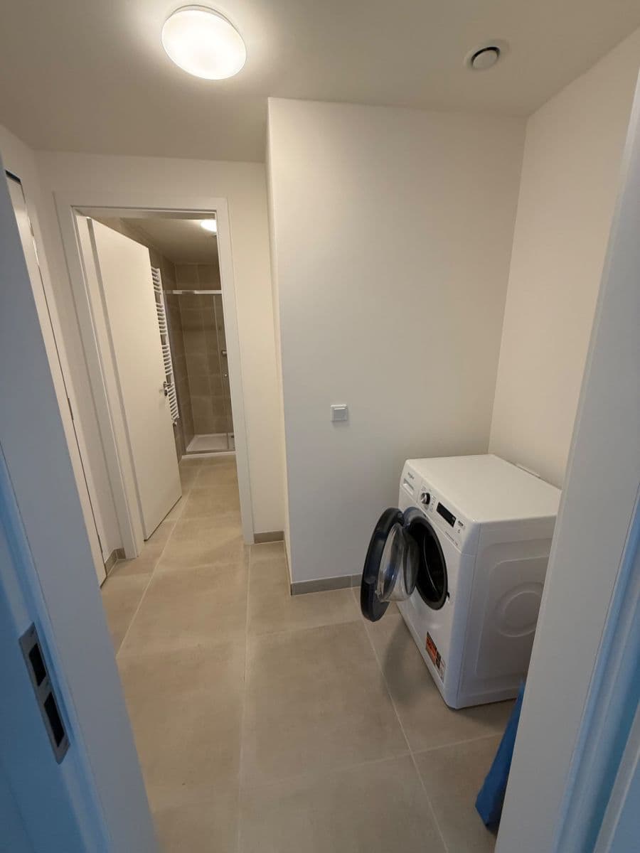 1 bedroom with open-plan kitchen flat to rent, 47 m², Hodkovická, Prague, Prague 1 bedroom with open-plan kitchen flat to rent, 47 m², Hodkovická, Prague, Prague