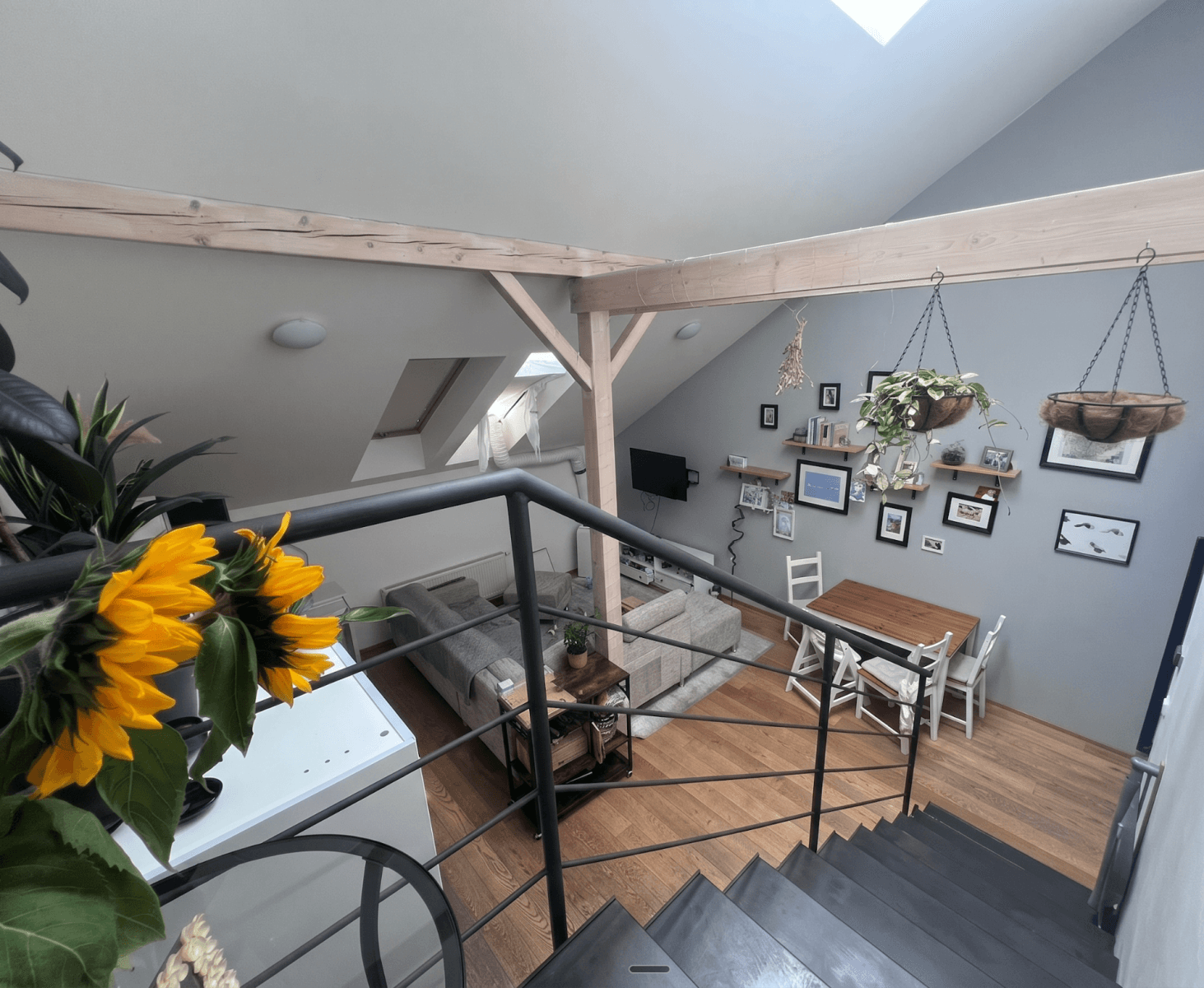 3 bedroom with open-plan kitchen flat to rent, 99 m², Drtinova, Prague, Prague 3 bedroom with open-plan kitchen flat to rent, 99 m², Drtinova, Prague, Prague