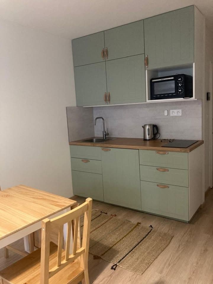 Studio flat to rent, 26 m², Kubánské náměstí, Prague, Prague Studio flat to rent, 26 m², Kubánské náměstí, Prague, Prague