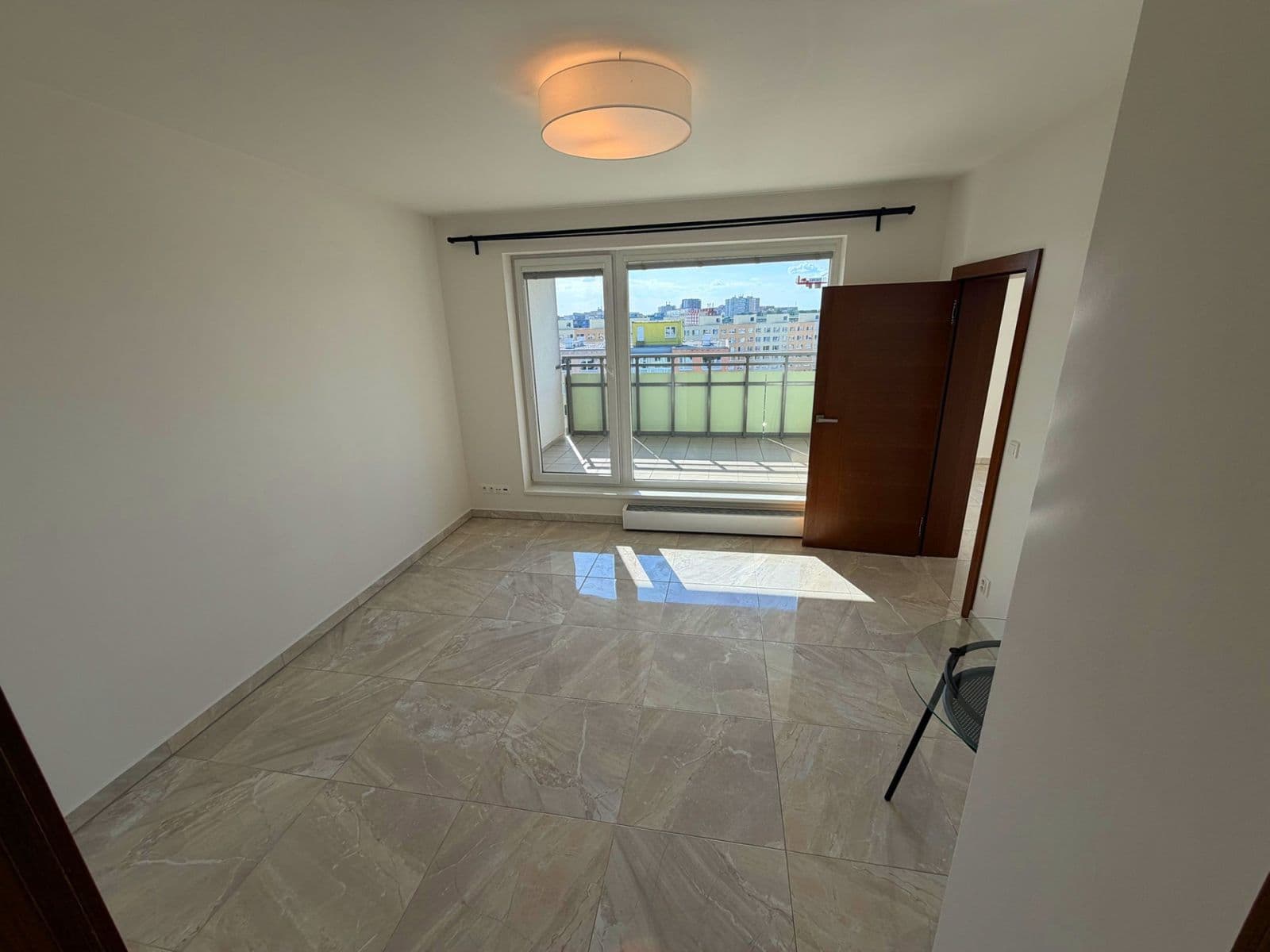 1 bedroom with open-plan kitchen flat to rent, 69 m², Hornoměcholupská, Prague, Prague 1 bedroom with open-plan kitchen flat to rent, 69 m², Hornoměcholupská, Prague, Prague