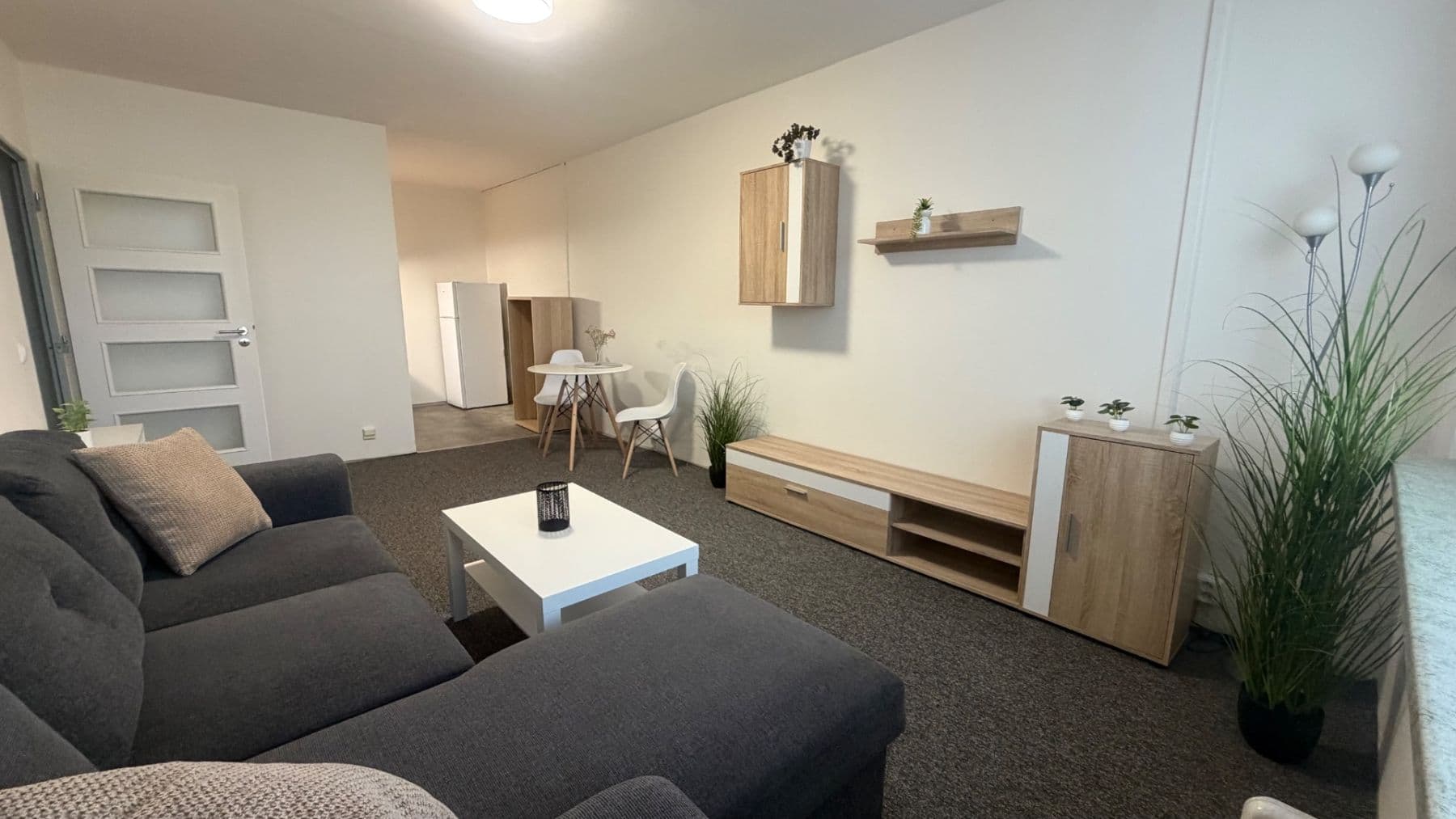 1 bedroom with open-plan kitchen flat to rent, 45 m², Jana Palacha, Mladá Boleslav, Středočeský Region 1 bedroom with open-plan kitchen flat to rent, 45 m², Jana Palacha, Mladá Boleslav, Středočeský Region
