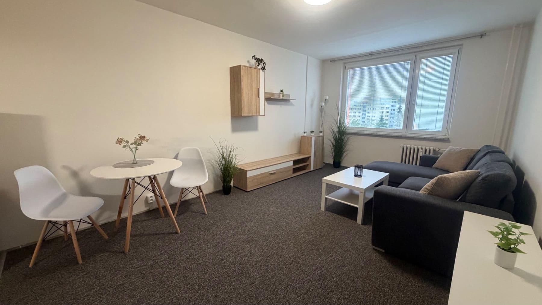 1 bedroom with open-plan kitchen flat to rent, 45 m², Jana Palacha, Mladá Boleslav, Středočeský Region 1 bedroom with open-plan kitchen flat to rent, 45 m², Jana Palacha, Mladá Boleslav, Středočeský Region