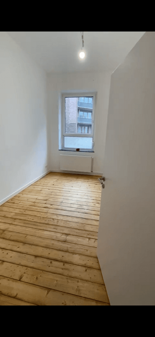 4 bedroom flat to rent, 80 m², Maternusstraße 39, Köln, North Rhine-Westphalia 4 bedroom flat to rent, 80 m², Maternusstraße 39, Köln, North Rhine-Westphalia