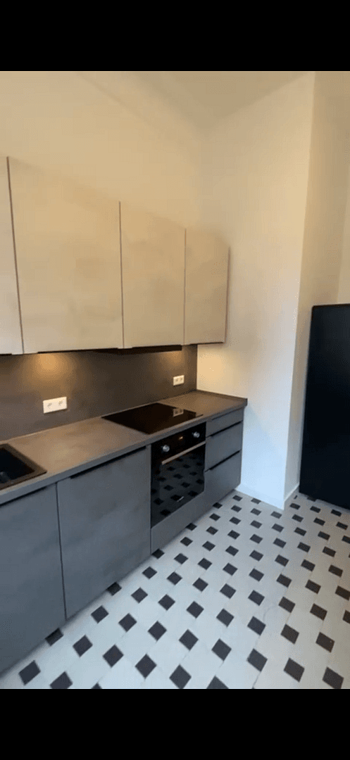 4 bedroom flat to rent, 80 m², Maternusstraße 39, Köln, North Rhine-Westphalia 4 bedroom flat to rent, 80 m², Maternusstraße 39, Köln, North Rhine-Westphalia