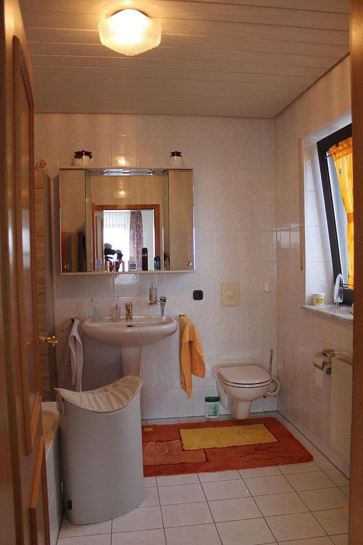 2 bedroom with open-plan kitchen flat to rent, 104 m², Büchelbergweg 24, Sulzdorf an der Lederhecke, Bavaria 2 bedroom with open-plan kitchen flat to rent, 104 m², Büchelbergweg 24, Sulzdorf an der Lederhecke, Bavaria