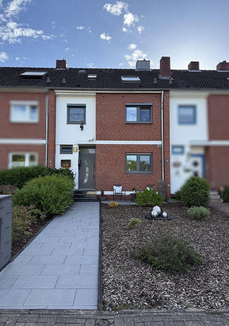 house for sale, 112 m², Emil-Lueken-Straße 15, Wilhelmshaven, Lower Saxony house for sale, 112 m², Emil-Lueken-Straße 15, Wilhelmshaven, Lower Saxony