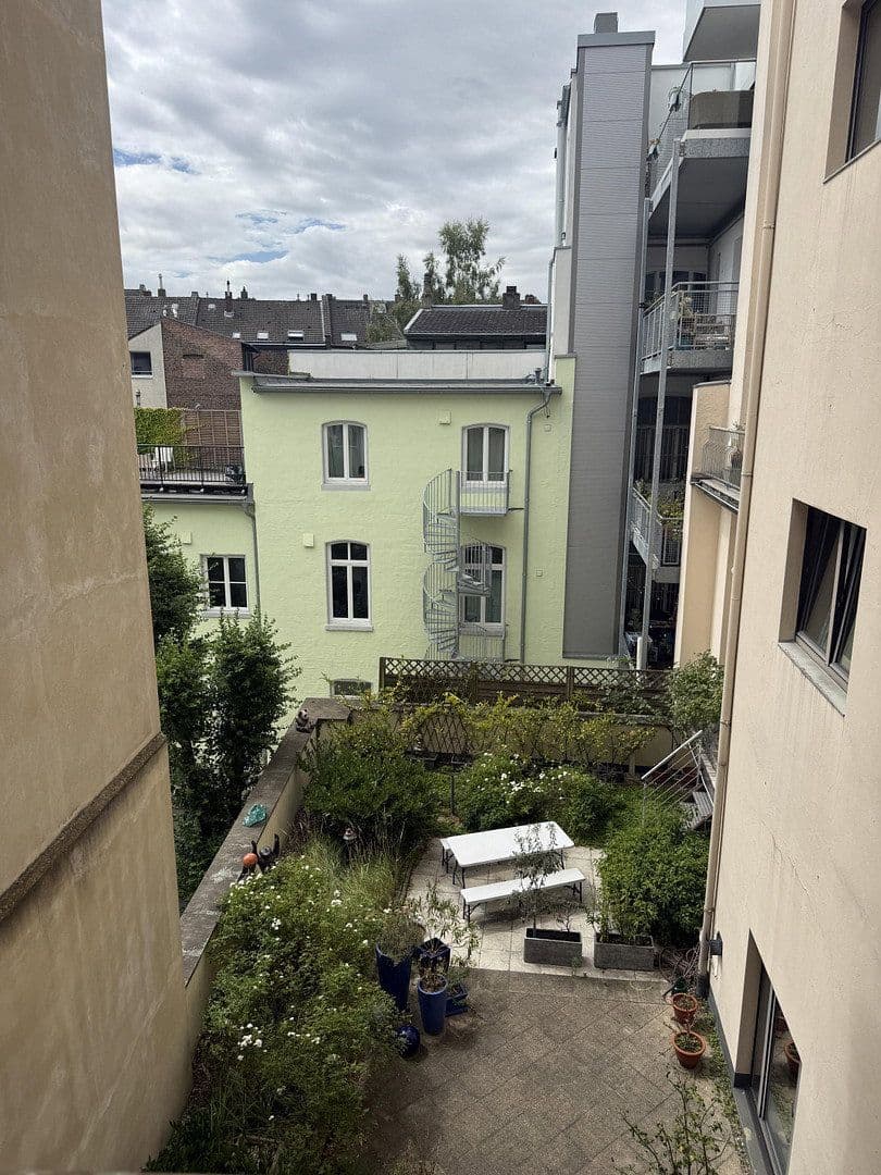 3 bedroom with open-plan kitchen flat for sale, 158 m², Düsseldorf, North Rhine-Westphalia 3 bedroom with open-plan kitchen flat for sale, 158 m², Düsseldorf, North Rhine-Westphalia