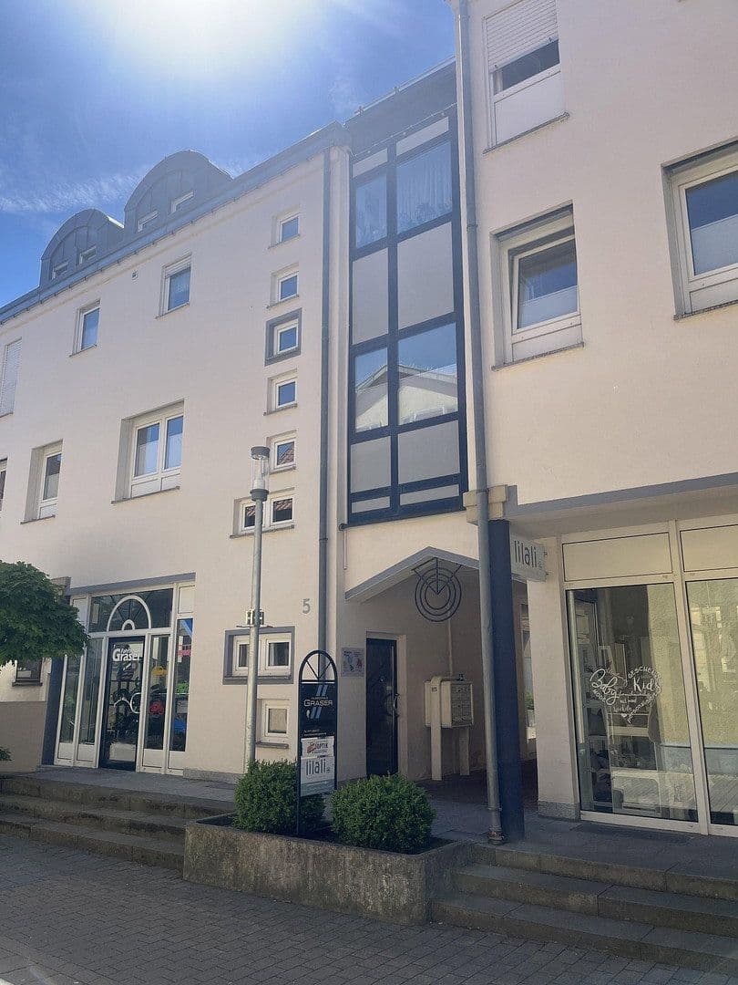 2 bedroom with open-plan kitchen flat for sale, 70 m², Laichingen, Baden-Württemberg 2 bedroom with open-plan kitchen flat for sale, 70 m², Laichingen, Baden-Württemberg