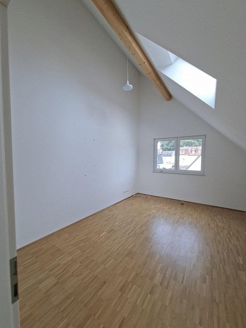 house to rent, 155 m², Neureuter Hauptstraße 314, Karlsruhe, Baden-Württemberg house to rent, 155 m², Neureuter Hauptstraße 314, Karlsruhe, Baden-Württemberg