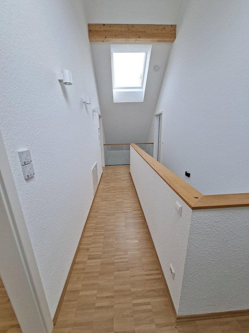 house to rent, 155 m², Neureuter Hauptstraße 314, Karlsruhe, Baden-Württemberg house to rent, 155 m², Neureuter Hauptstraße 314, Karlsruhe, Baden-Württemberg