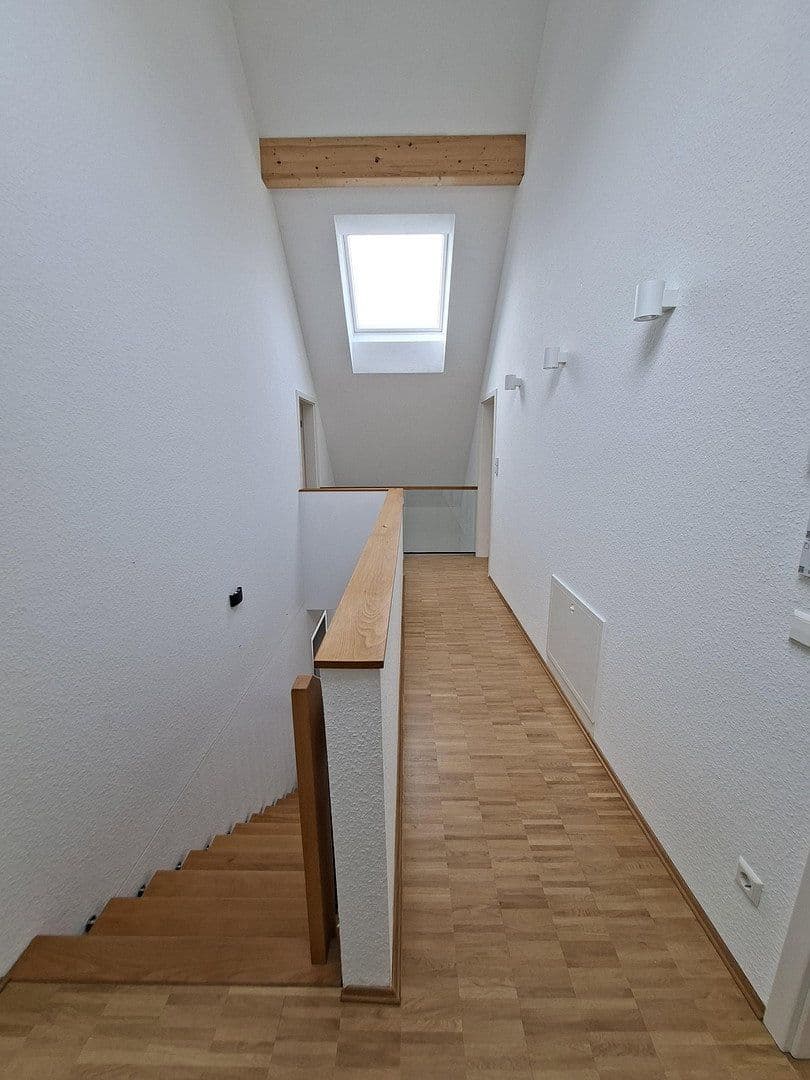 house to rent, 155 m², Neureuter Hauptstraße 314, Karlsruhe, Baden-Württemberg house to rent, 155 m², Neureuter Hauptstraße 314, Karlsruhe, Baden-Württemberg