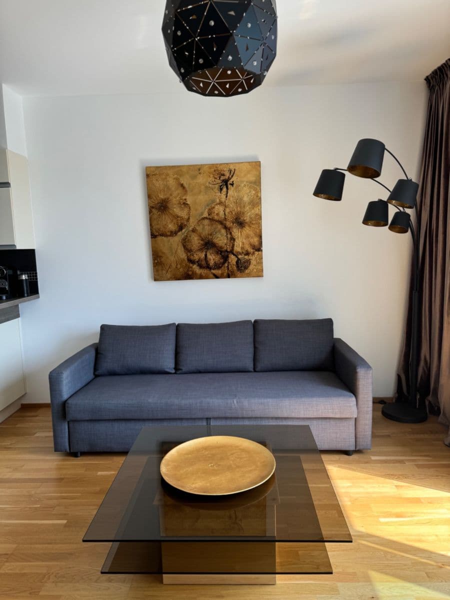 1 bedroom with open-plan kitchen flat to rent, 60 m², Sanderova, Prague, Prague 1 bedroom with open-plan kitchen flat to rent, 60 m², Sanderova, Prague, Prague