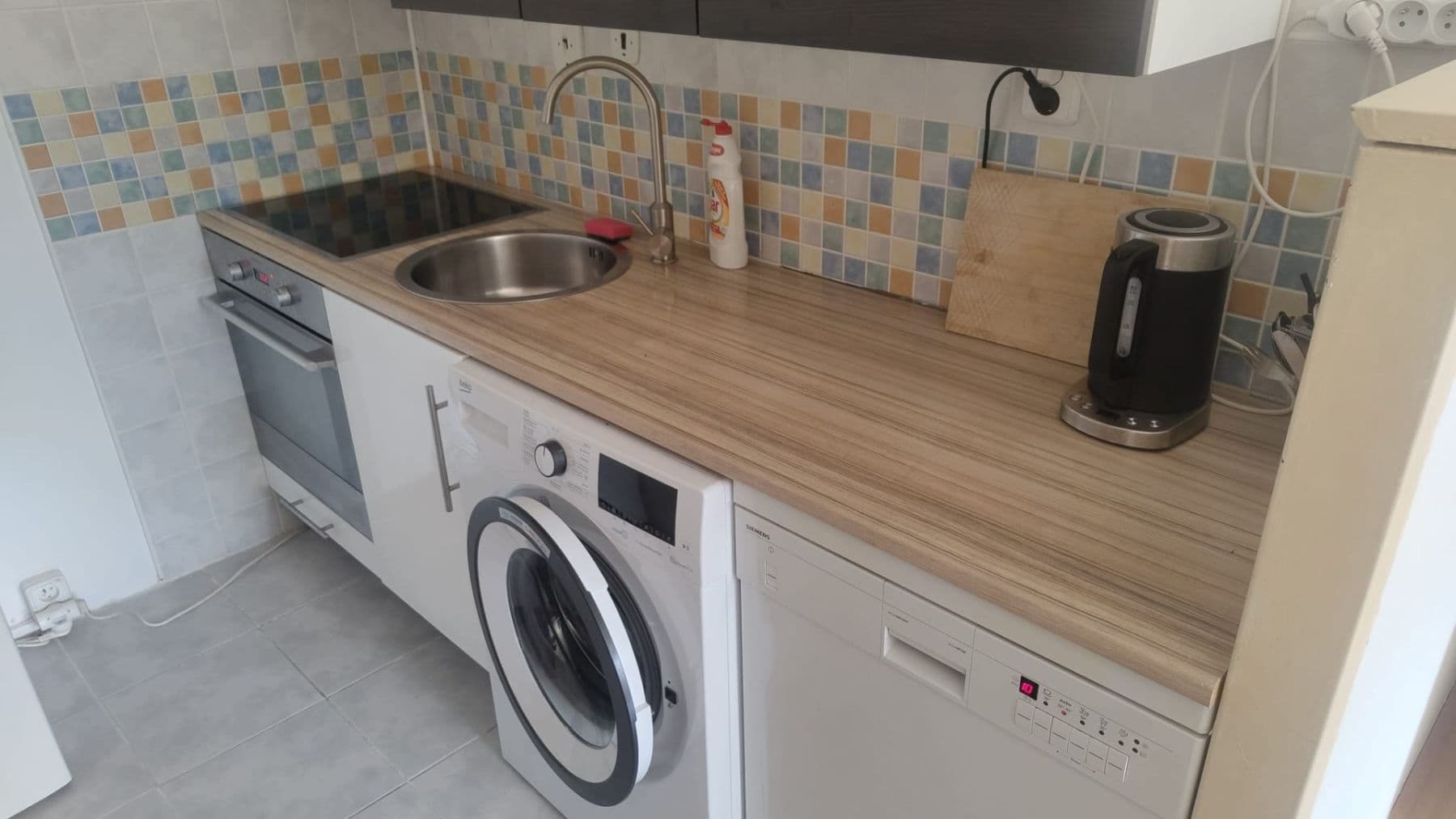 1 bedroom with open-plan kitchen flat to rent, 47 m², Hrubého, Prague, Prague 1 bedroom with open-plan kitchen flat to rent, 47 m², Hrubého, Prague, Prague