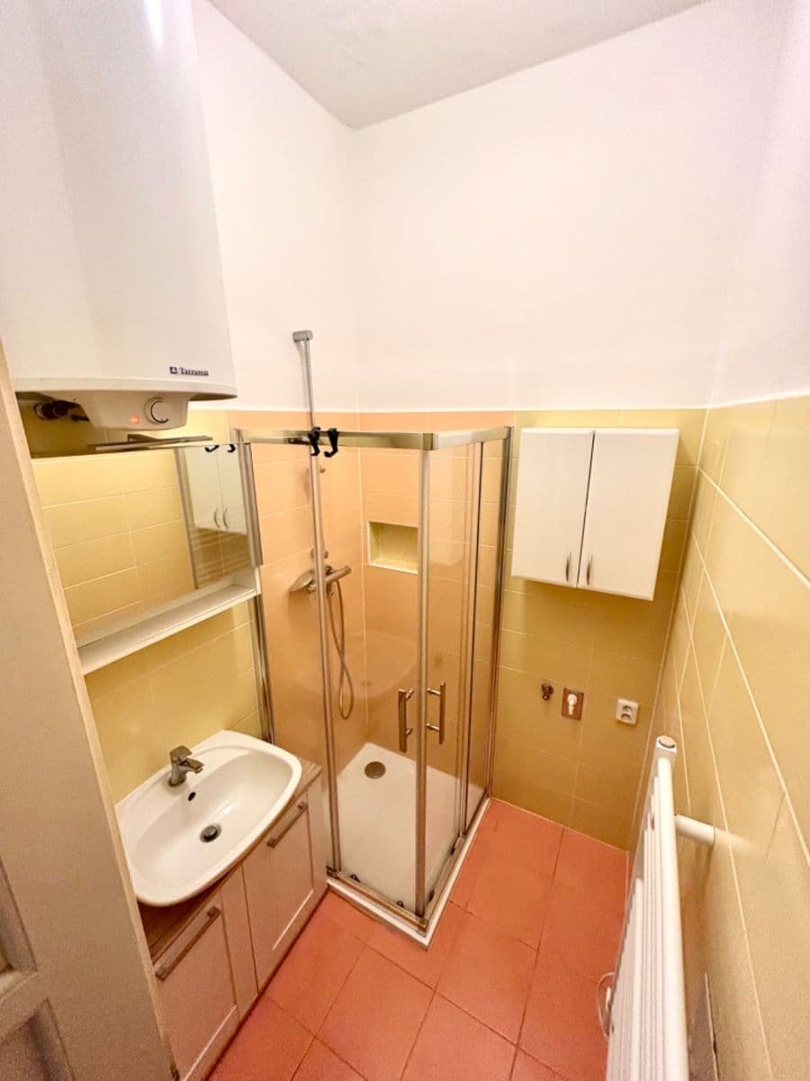 2 bedroom flat to rent, 47 m², Ke Krči, Prague, Prague 2 bedroom flat to rent, 47 m², Ke Krči, Prague, Prague